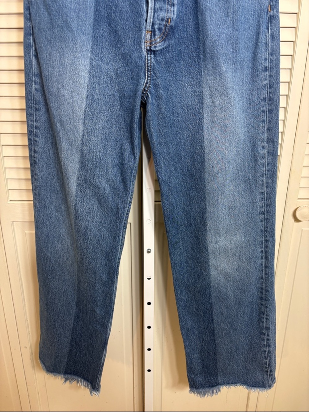 Reformation Two-Tone Reconstructed High Rise Distressed Straight Jeans Sz 30 - Picture 4 of 10